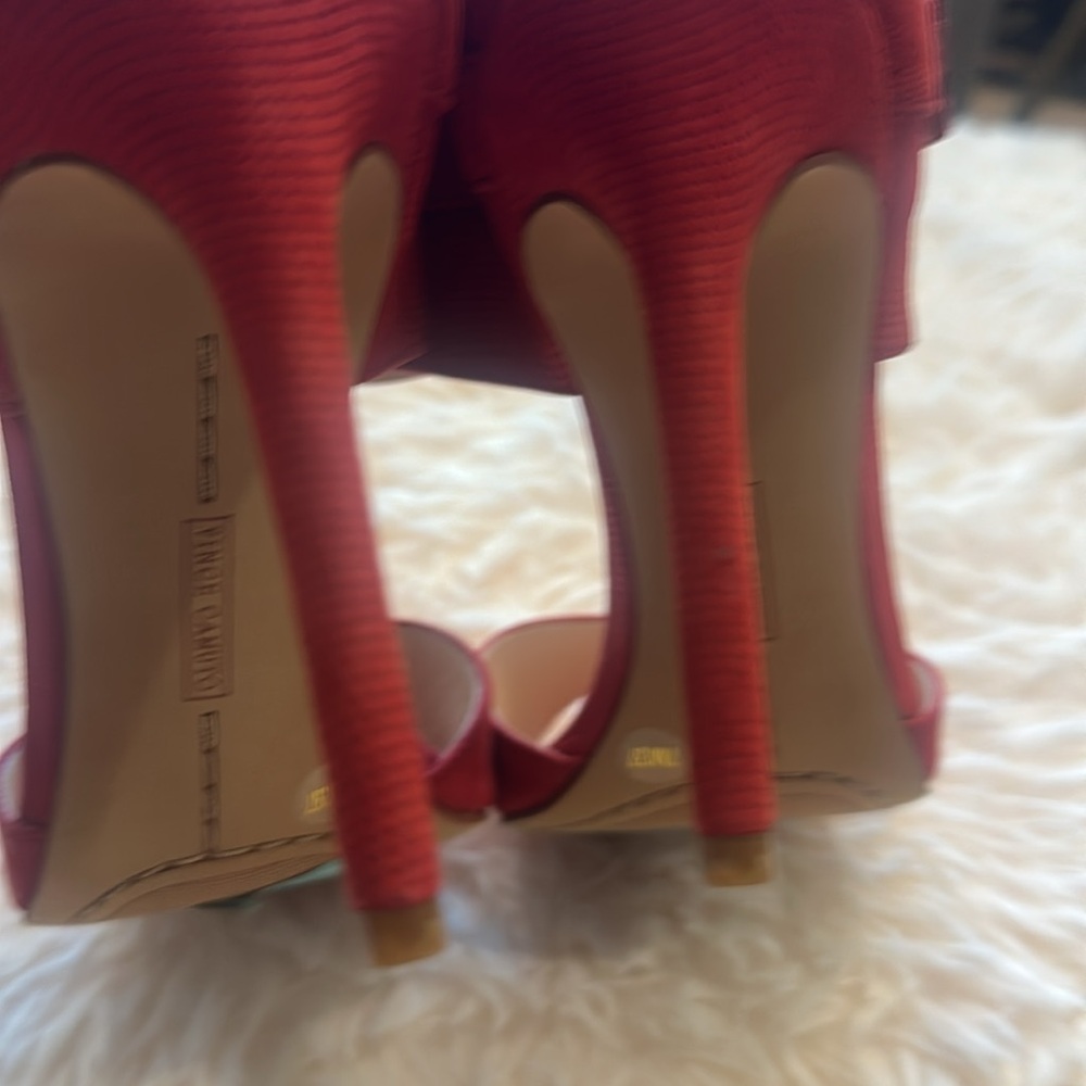 Vince Camuto Red Block Heel Sandals with Ankle Strap - Picture 2 of 3